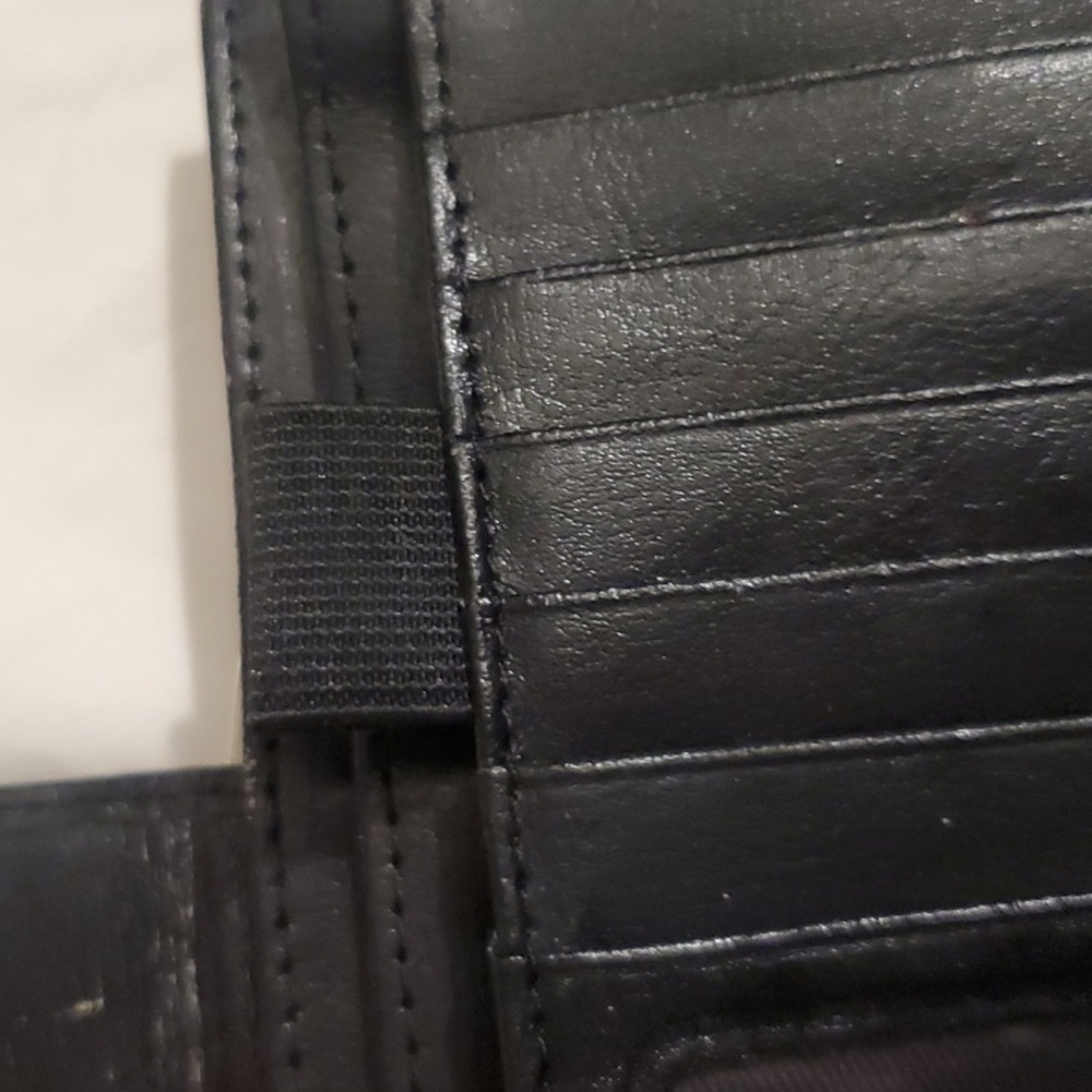 FOSSIL GENUINE LEATHER WALLET - Picture 7 of 14